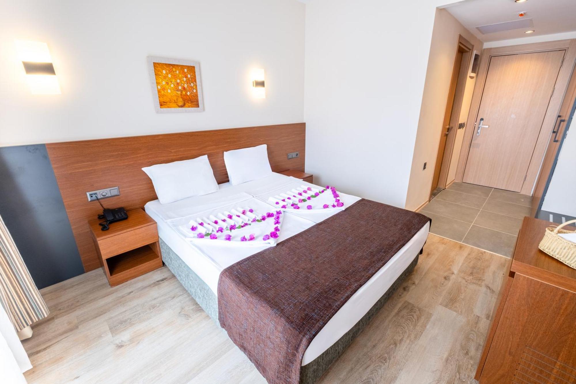 Viking Express Hotel Kemer Exterior foto